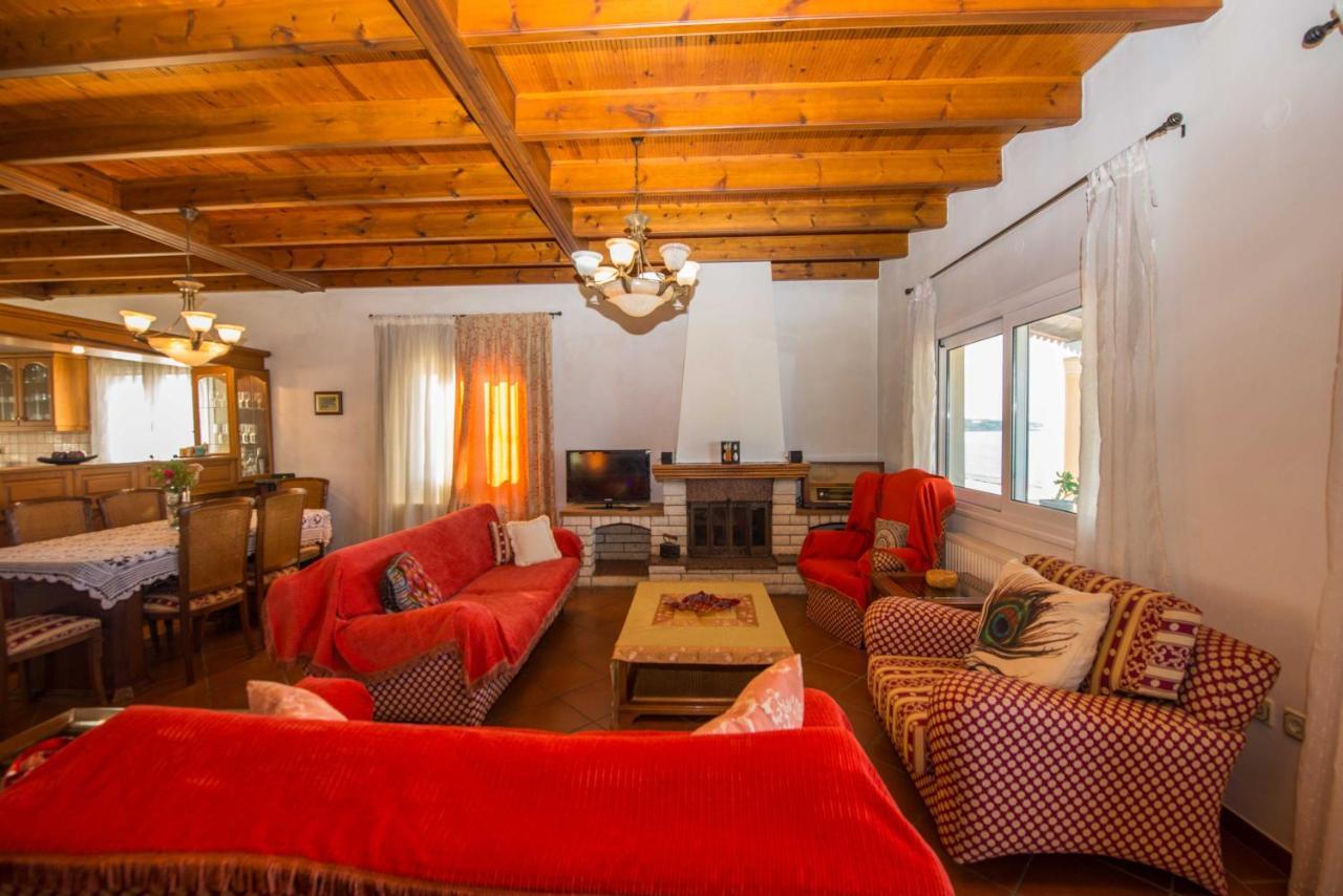 Apartment Frosos Beachfront Maisonette Acharavi *