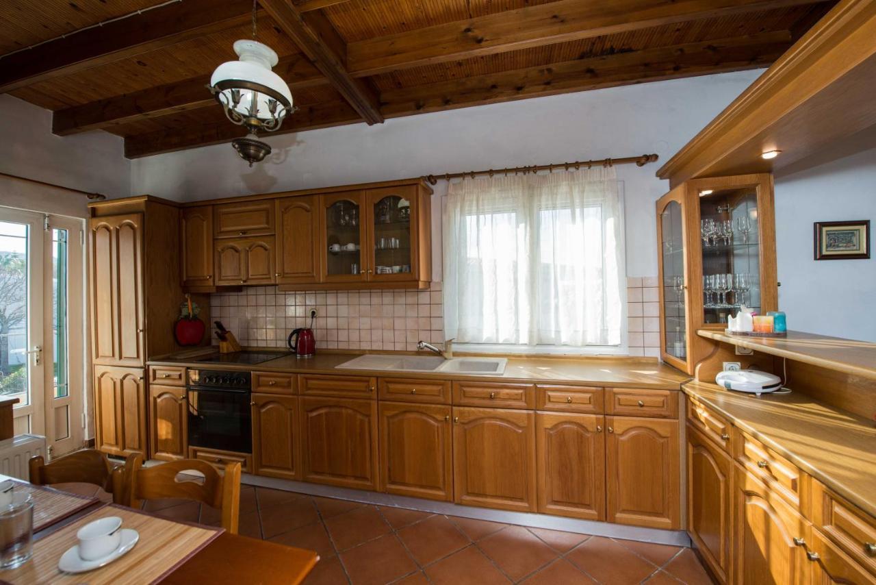 Frosos Beachfront Maisonette Acharavi *