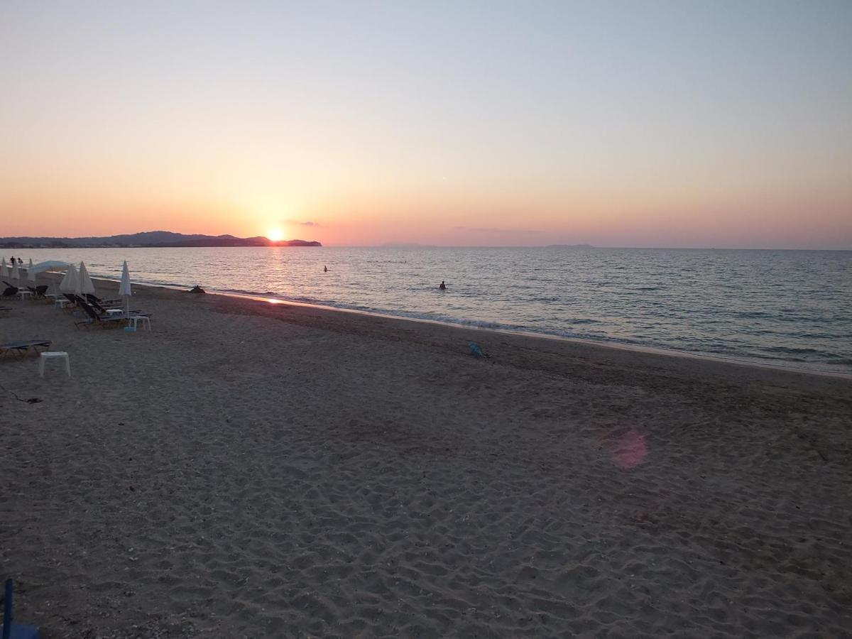 Frosos Beachfront Maisonette Acharavi Apartment *